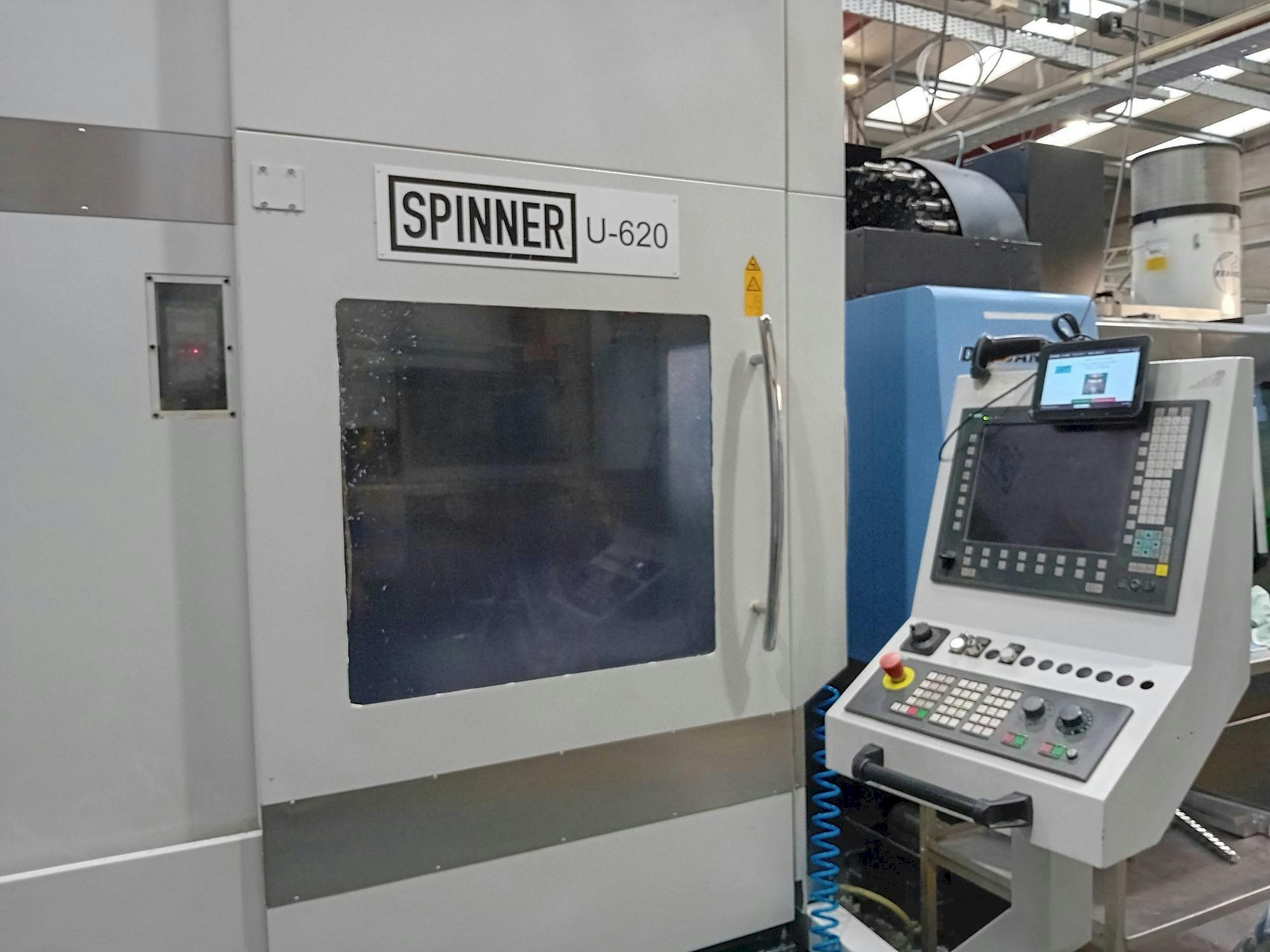 Front view of SPINNER U5-620  machine