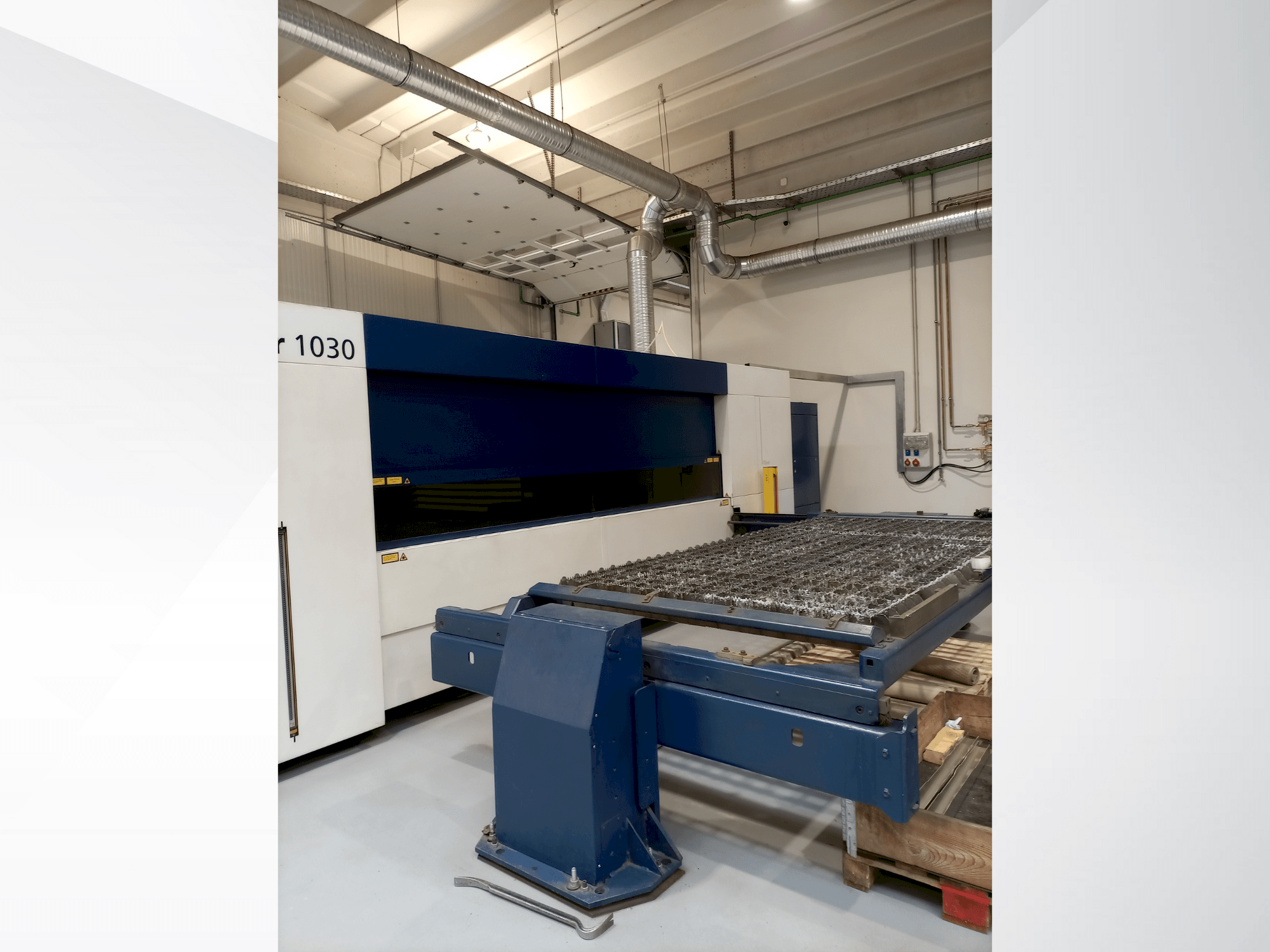 Front view of TRUMPF TruLaser 1030  machine