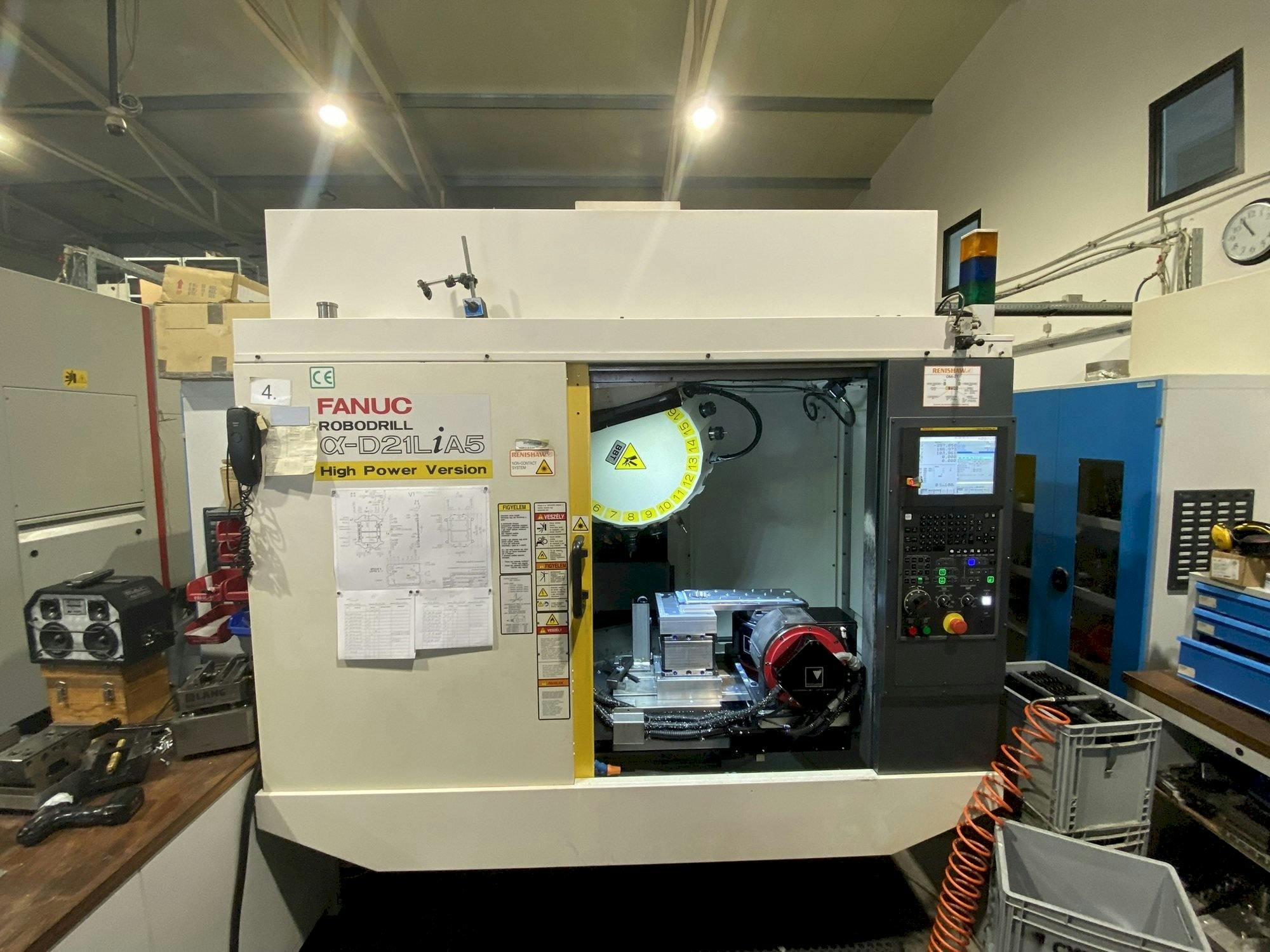 Front view of FANUC Robodrill Alpha D21LiB5  machine