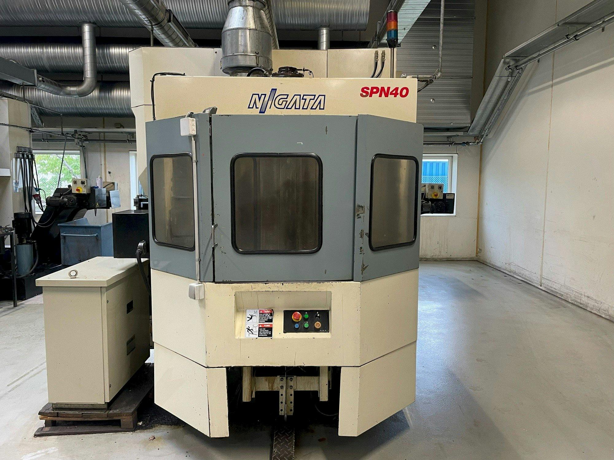 Front view of Niigata SPN 40  machine