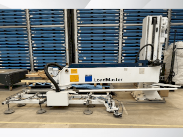 Front view of TRUMPF LoadMaster  machine