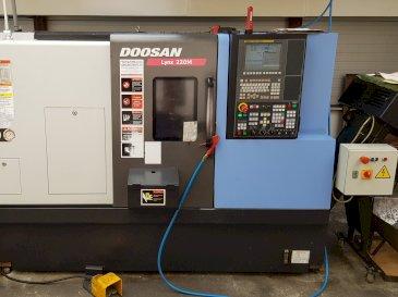 Front view of Doosan Lynx 220 MA  machine