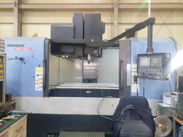 Front view of Doosan MYNX 7500/50  machine