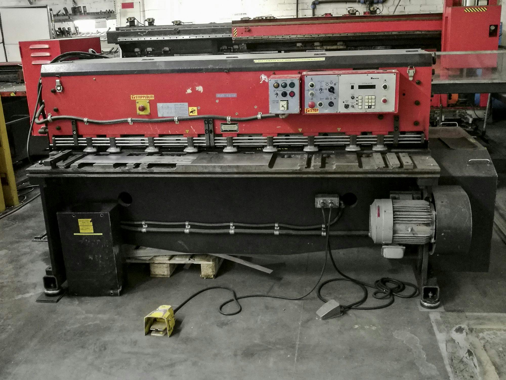 Front view of AMADA M-2045 Machine