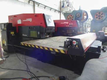 Right view of AMADA ARIES 255NT machine